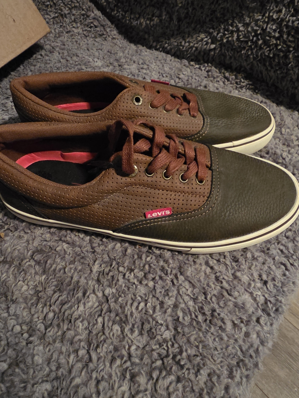 Men's Casual Two-Tone Brown Levi's Lace-Up Sneakers